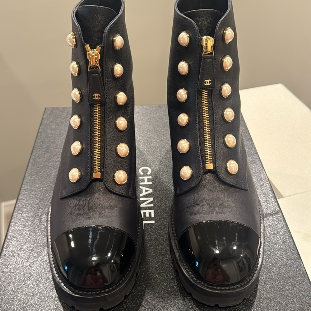 Chanel Women's Boots with Gold Accents - Picture 3 of 8